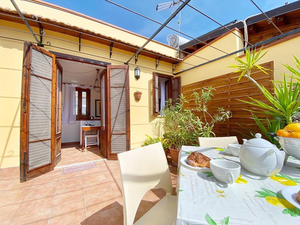 Solemar Sicilia - Casa Maria Santa Flavia Exterior foto